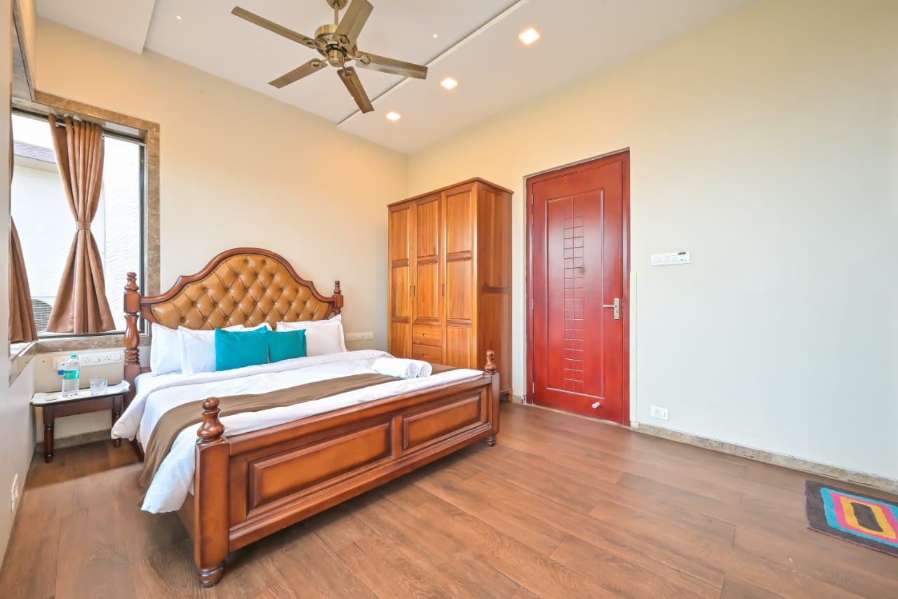 GOLDEN SAPPHIRE VILLA in Lonavala | ELV - Photo 4