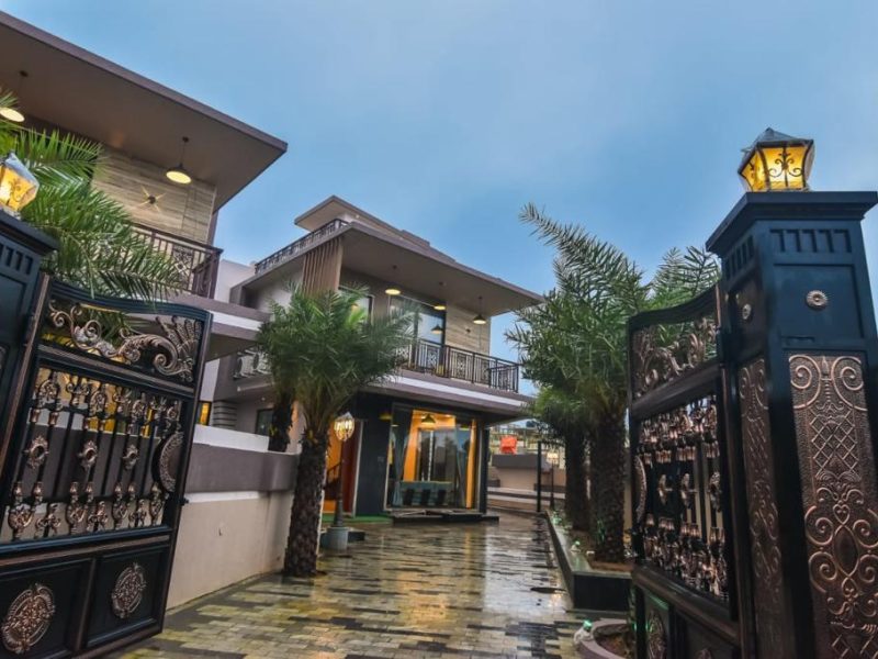 GOLDEN TOPAZ VILLA | Lonavala