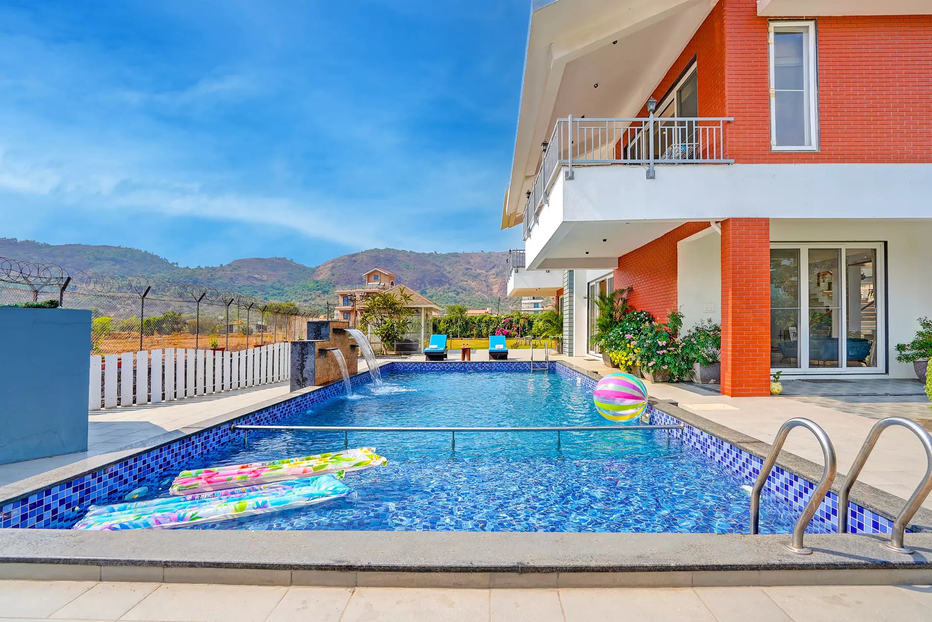 Nimishka Villa in Lonavala | 5-BHK Haven With Pvt. Pool | Lavish Garden | ELV - Photo 1
