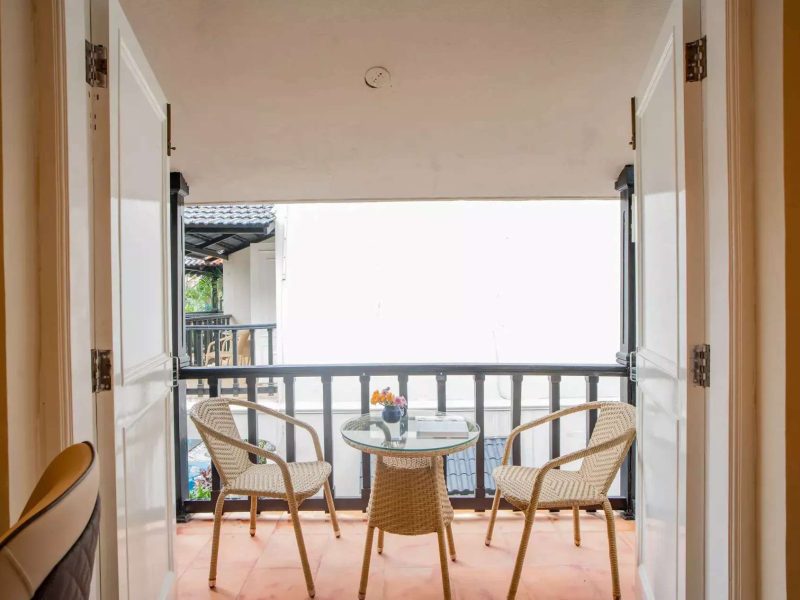 Emperor Ozran 2-BHK Duplex Villa in Goa | Shared Pool, Restro & Bar | Near Beaches