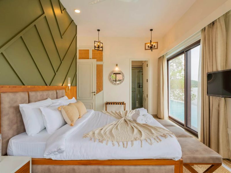 Villa Fleuve | 6-BHK Villa in Goa Getaway | River | Infinity Pool | Bar Lounge