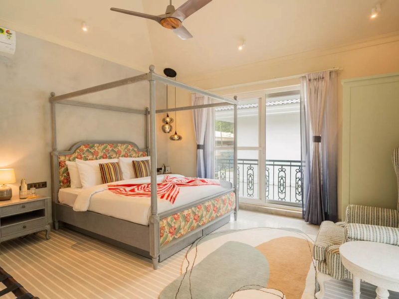 Purple Coral | Luxe 5-BHK Villa in Goa | 2 Private Pools & Lift Nr. Chapora Fort