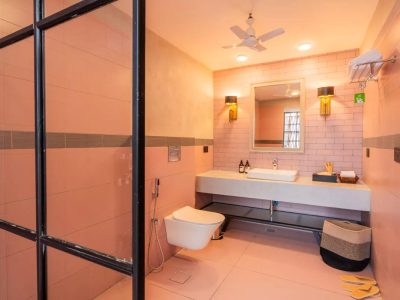 Purple Coral | Luxe 5-BHK Villa in Goa | 2 Private Pools & Lift Nr. Chapora Fort