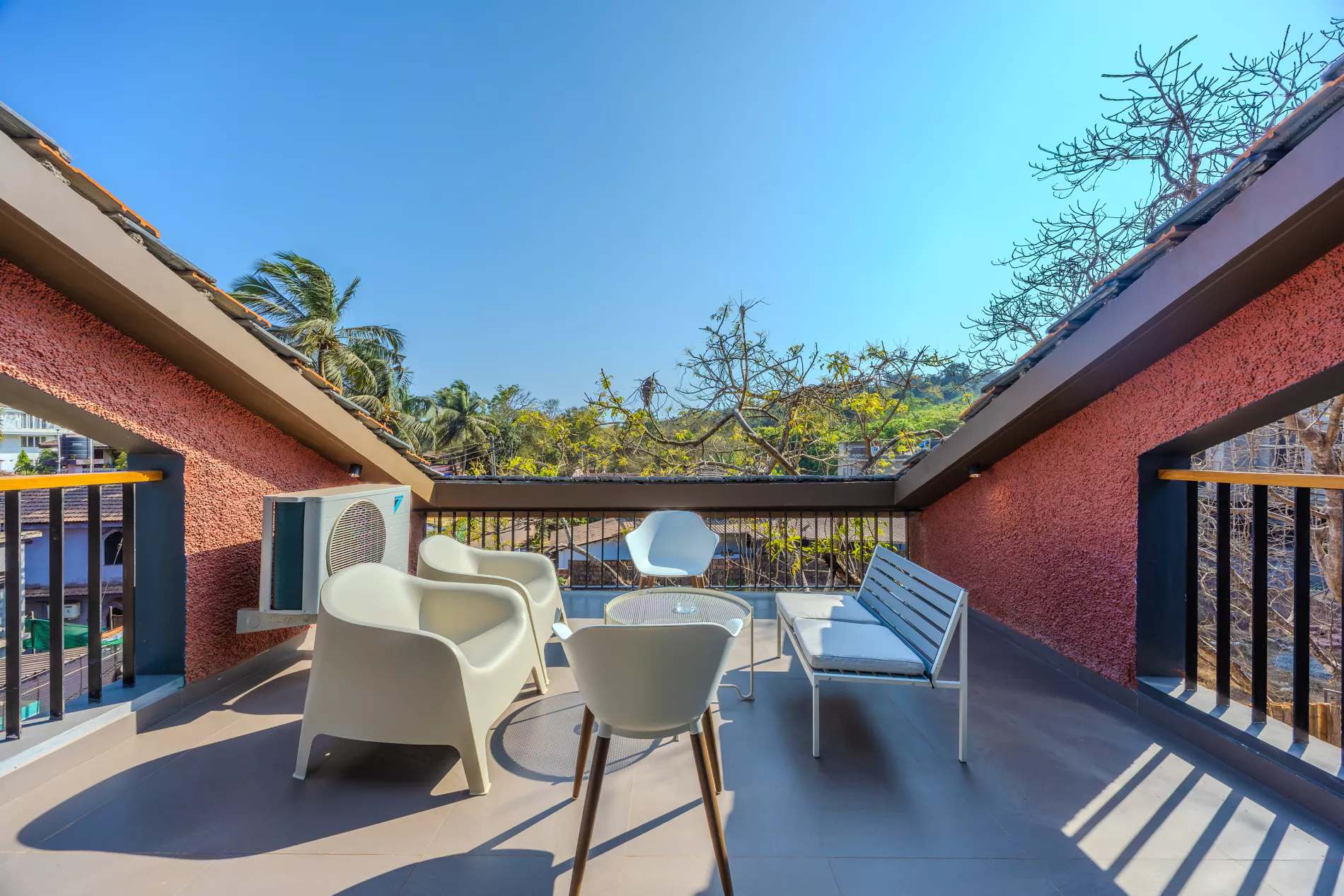 Serenica | 4-BHK Villa in Goa | Pvt Pool, Bar Lounge, Terrace Views | Pet-friendly | ELV - Photo 4