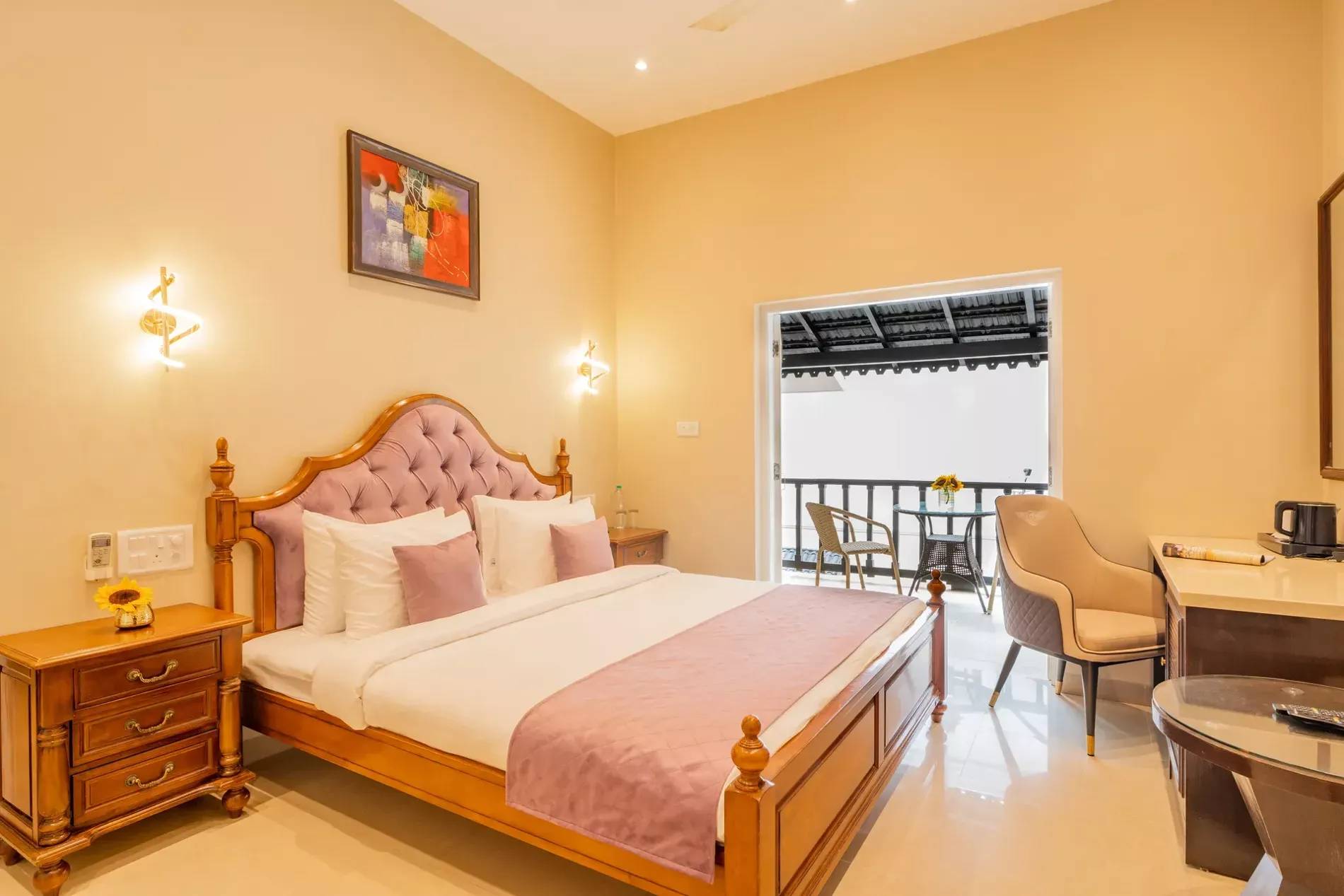 Emperor Ozran 2-BHK Duplex Villa in Goa | Shared Pool, Restro & Bar | Near Beaches | ELV - Photo 3