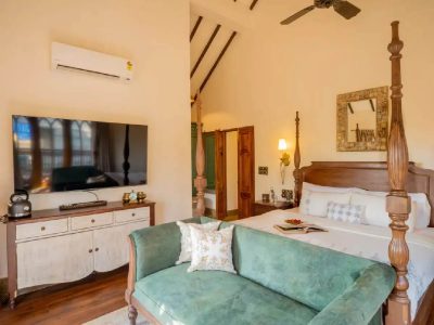 Samukha | Pet-friendly 4-BHK Villa in Goa | Pvt. Pool & Garden & Entertainment Lounge