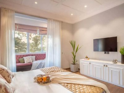 Suntuarios Casa Ivy | 4-BHK Villa in Goa | Pvt Pool | Jacuzzi | Gazebo | Lift