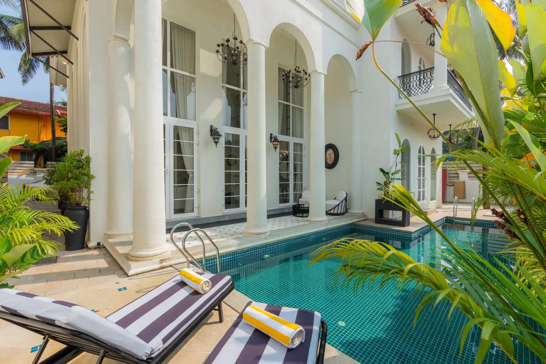 YashGeet Villa ELV | Exquisite 4-BHK Villa in Goa With Pvt Pool, Terrace, Garden & Jacuzzi | Free E-Bike | ELV - Photo 2
