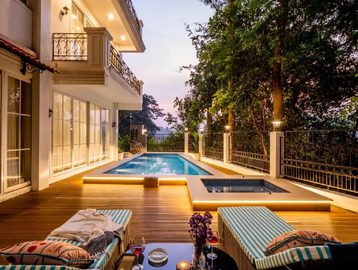 Suntuarios Casa Ivy | 4-BHK Villa in Goa | Pvt Pool | Jacuzzi | Gazebo | Lift | ELV - Photo 2