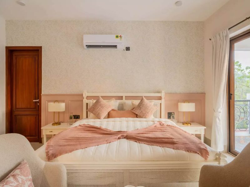 Villa Paraiso | Luxe Pet-friendly 4-BHK Villa in Goa With Pvt Pool & Bar
