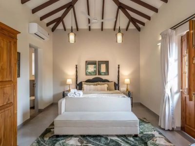 Opalys | 4-BHK Villa in Goa | Pvt Pool & Garden | Lift