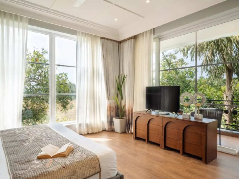 Suntuarios Casa Ivy | 4-BHK Villa in Goa | Pvt Pool | Jacuzzi | Gazebo | Lift