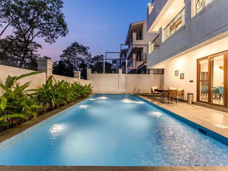 Casa Del Mundo | Luxe Pet-friendly 4-BHK Villa in Goa Pvt Pool, Bar, Lift & Scenic Hill