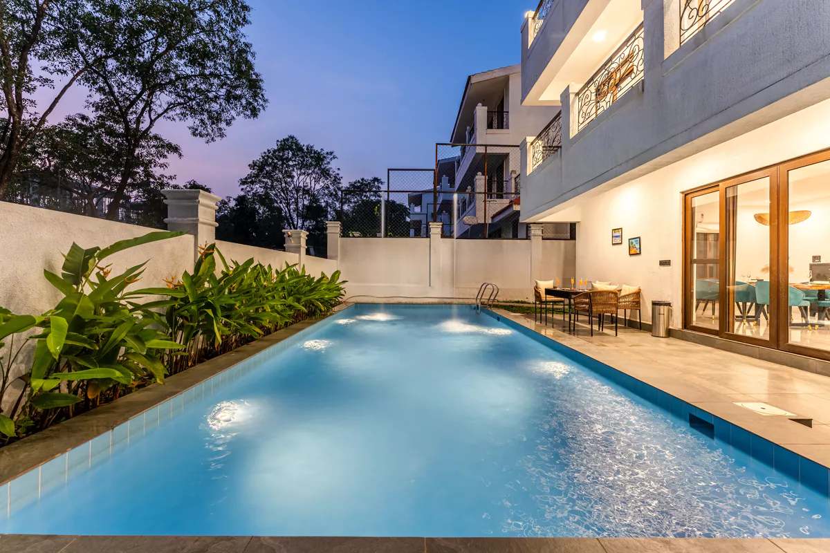 Casa Del Mundo | Luxe Pet-friendly 4-BHK Villa in Goa Pvt Pool, Bar, Lift & Scenic Hill | ELV - Photo 2