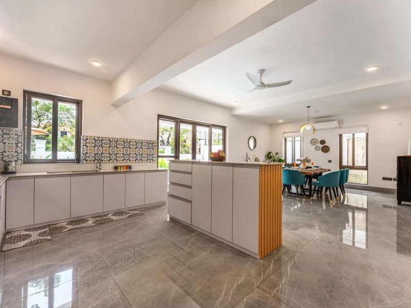 Casa Del Mundo | Luxe Pet-friendly 4-BHK Villa in Goa Pvt Pool, Bar, Lift & Scenic Hill