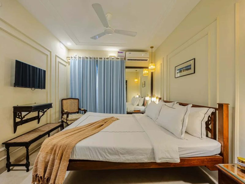 Casa Boa Vida | Luxe 4-BHK Villa in Goa Near Candolim Beach With Pvt. Pool & Bar