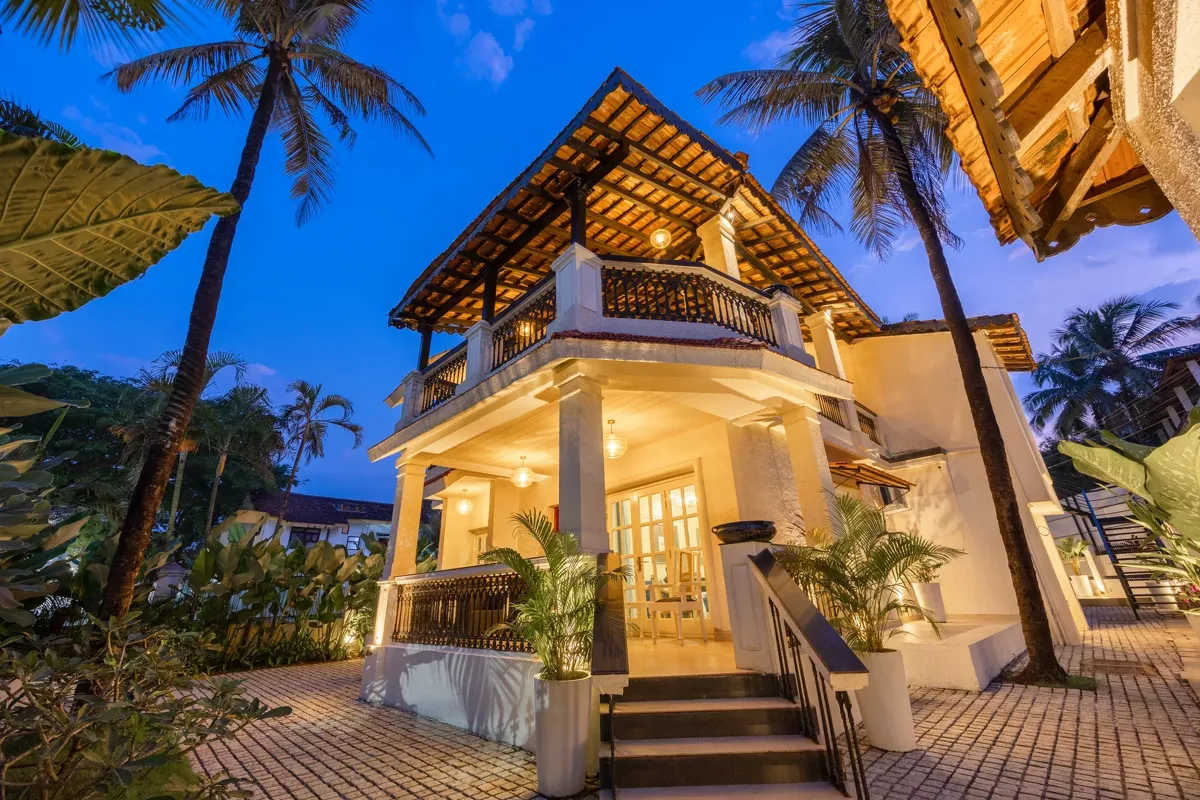 Casa Boa Vida | Luxe 4-BHK Villa in Goa Near Candolim Beach With Pvt. Pool & Bar | ELV - Photo 1
