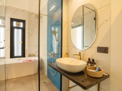 PUro Sol | 3-BHK Villa In GOA a Gated Complex With Private Pool & Bathtub