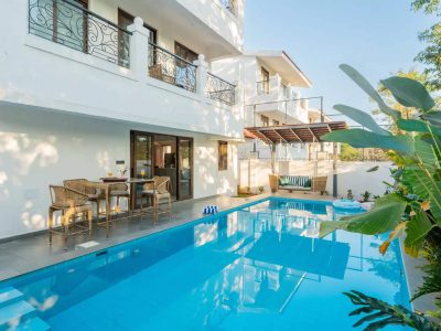 Villa Paraiso | Luxe Pet-friendly 4-BHK Villa in Goa With Pvt Pool & Bar