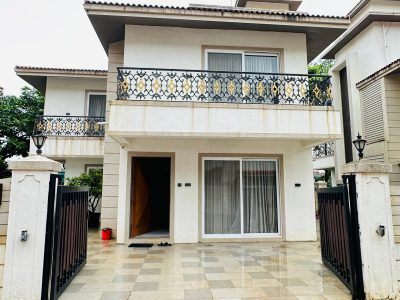 Lavish 4 BHK Villa in Lonavala