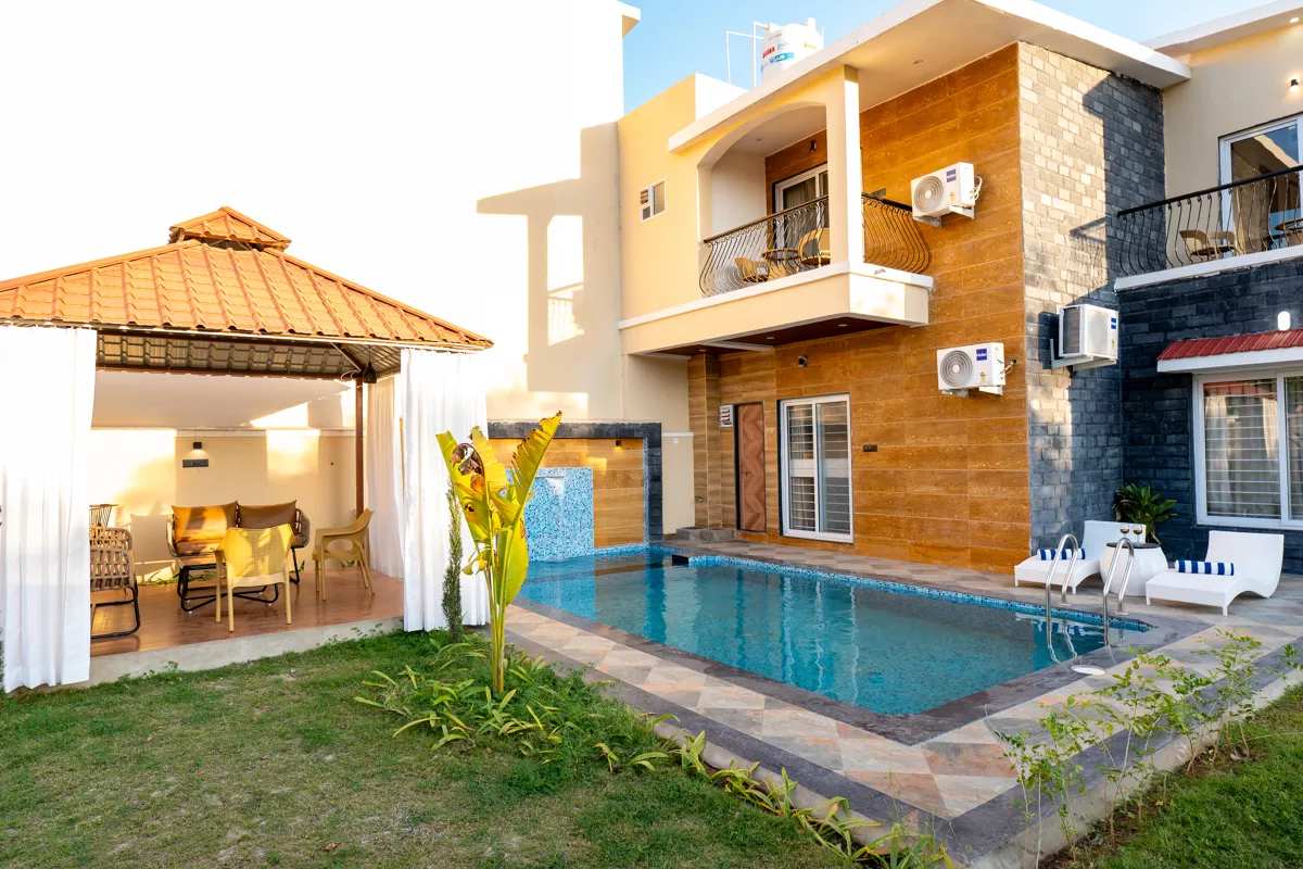 Casa llios | Country-Style 3-BHK Villa in Udaipur with Pvt. pool, Gazebo & Landscaped Garden | ELV - Photo 4