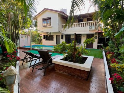 Ravi L Valecha 4BHK Villa in Lonavala with Pool