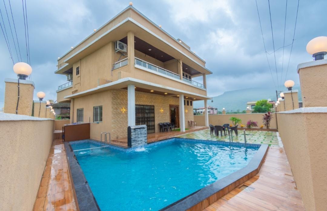 Riaan’s Villa in Lonavala - Photo 1