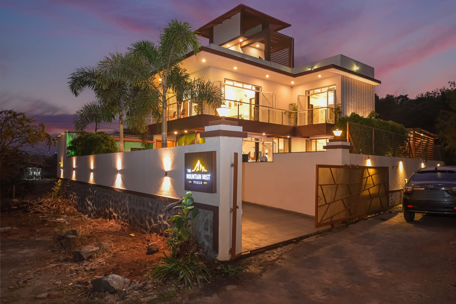 The Mountain Mist 4 BHK Villa in Lonavala with Pool - Photo 1