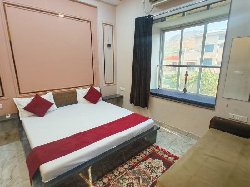 Prestige and Paradise 6BHK Villa in Lonavala