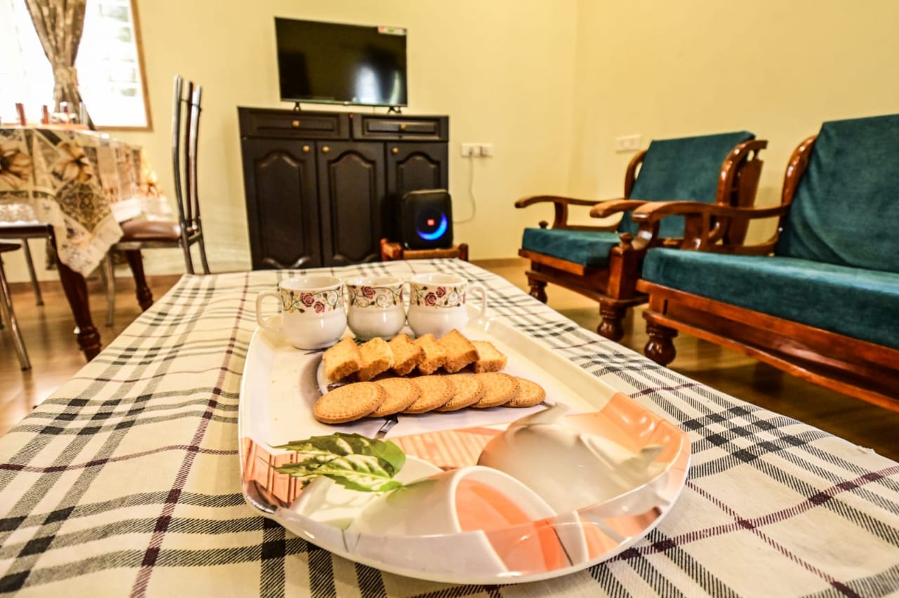 Fatima Manzil Villa in Lonavala - Photo 5