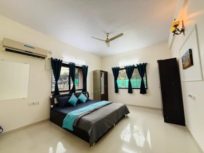 SKY LINE 3BHK Villa in Lonavala with Pool
