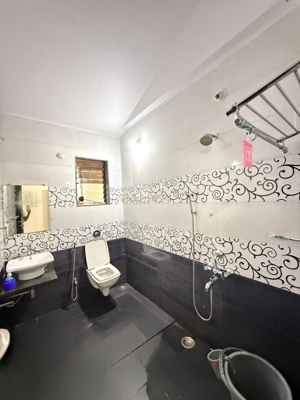 SKY LINE 3BHK Villa in Lonavala with Pool - Photo 5