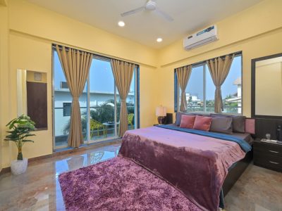 SAGAR 4 BHK Luxurious Villa in Lonavala with Pool