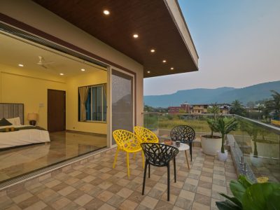 SAGAR 4 BHK Luxurious Villa in Lonavala with Pool
