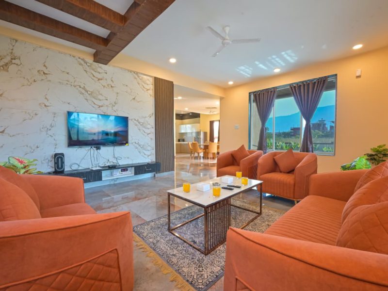 SAGAR 4 BHK Luxurious Villa in Lonavala with Pool