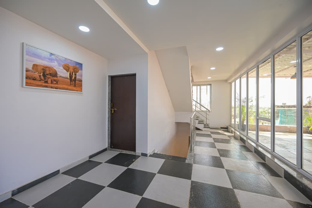 Tito’s 6BHK Villa in Lonavala with Pool - Photo 5