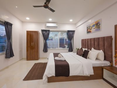 Tito's 6BHK Villa in Lonavala with Pool