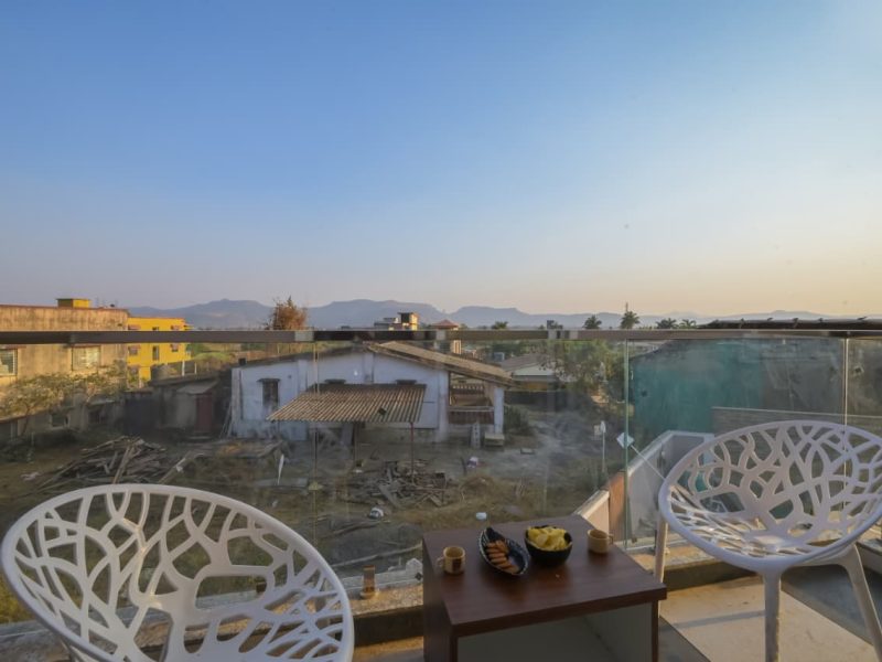Tito's 6BHK Villa in Lonavala with Pool