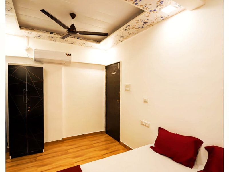 Queens Casa 4 BHK Villa in Lonavala with Pool