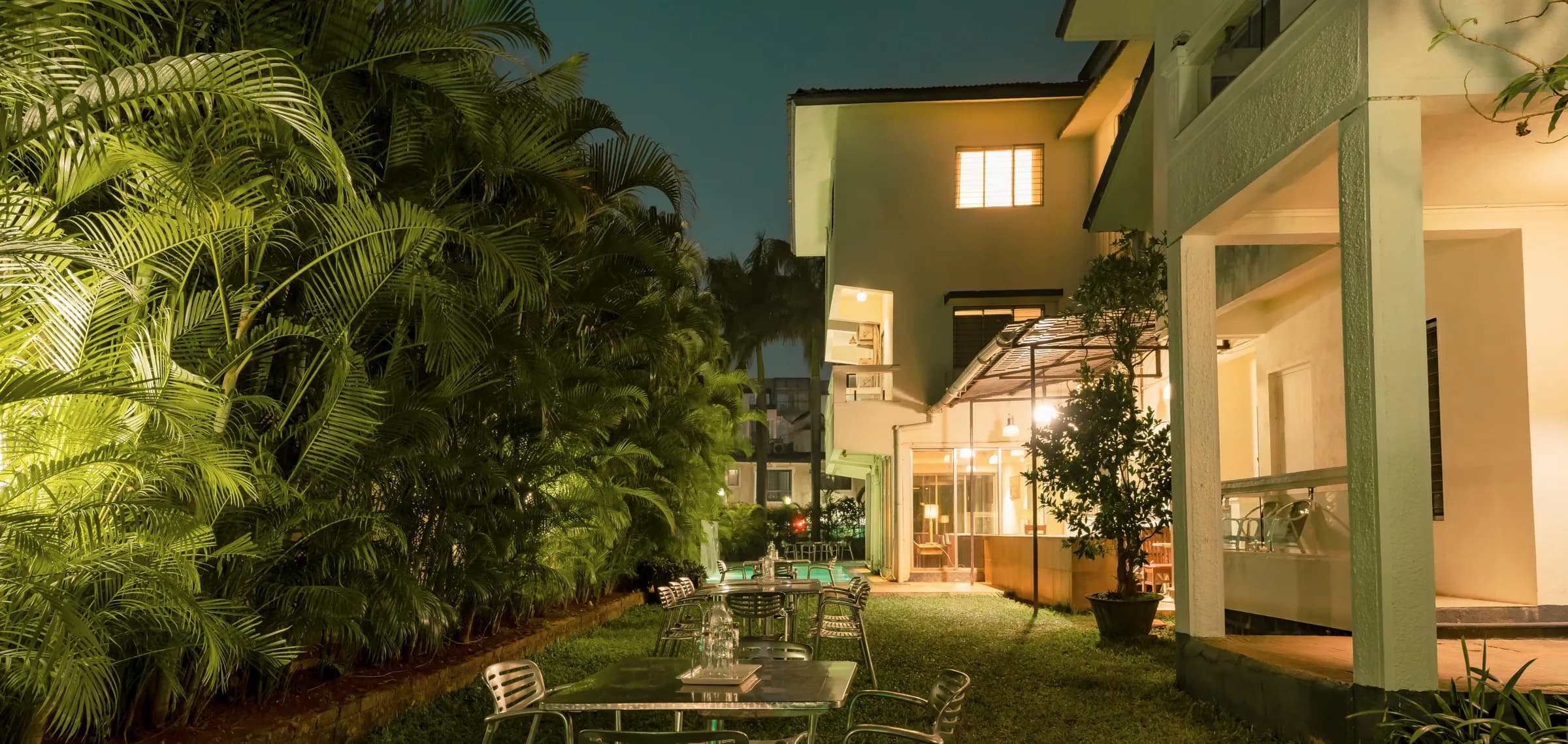 Hangout 13 BHK Villa in Lonavala - Photo 1